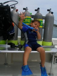 Tatiway wants to be a scuba diver. by Osvaldo Deleon 